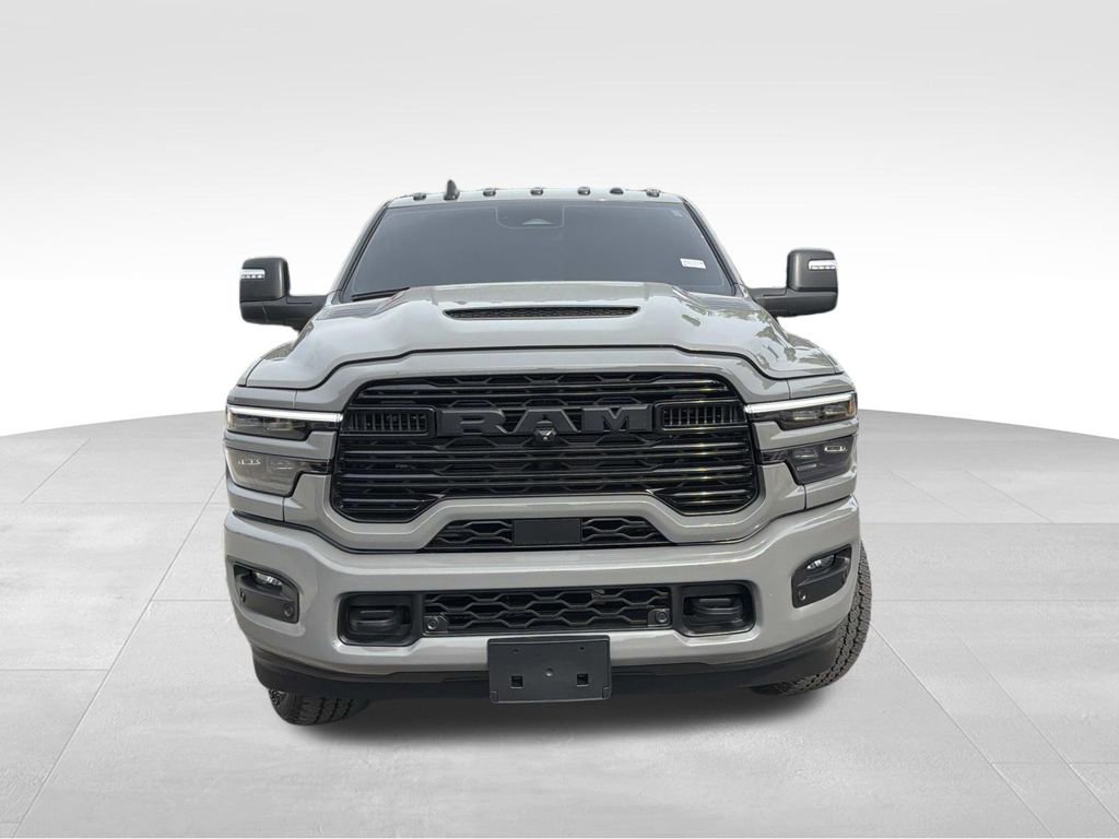 Used 2026 RAM 2500 Laramie AWD/4WD image 8