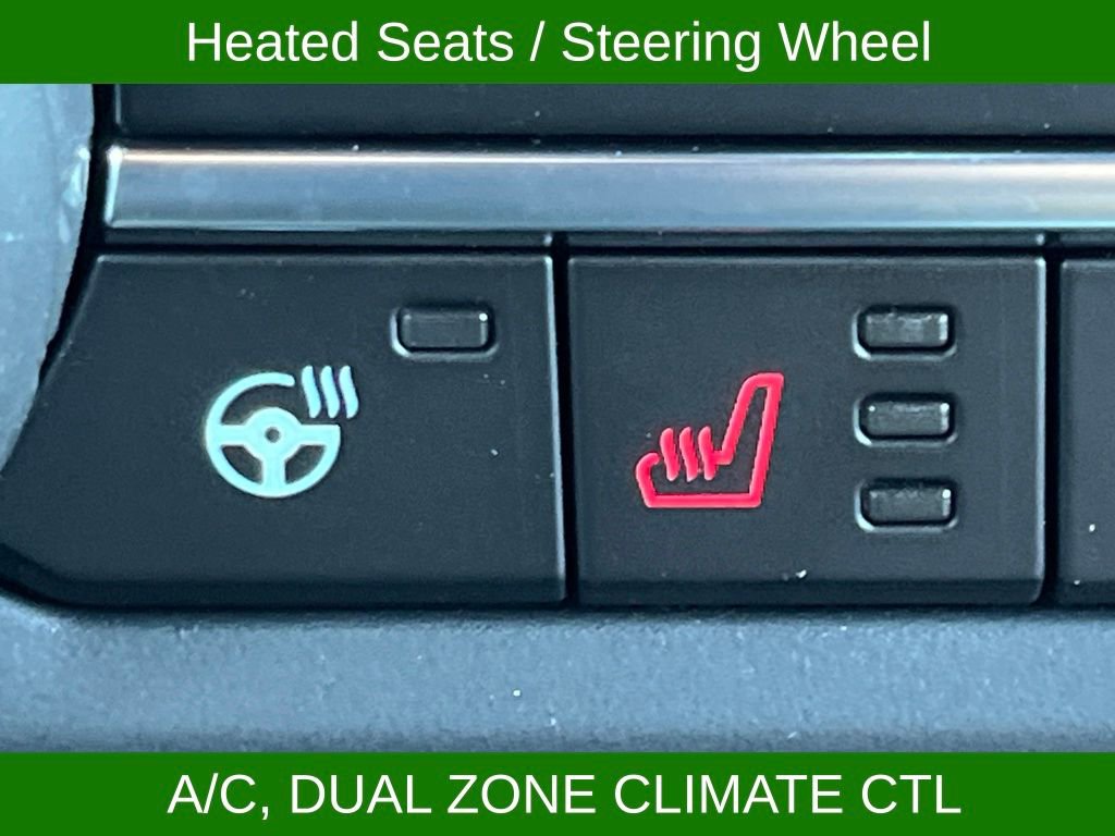 New 2025 Ford Bronco Outer Banks w/ Black Appearance Package image 13