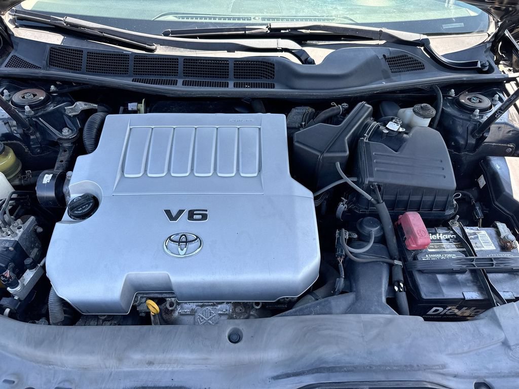 Used 2011 Toyota Avalon Limited FWD image 26