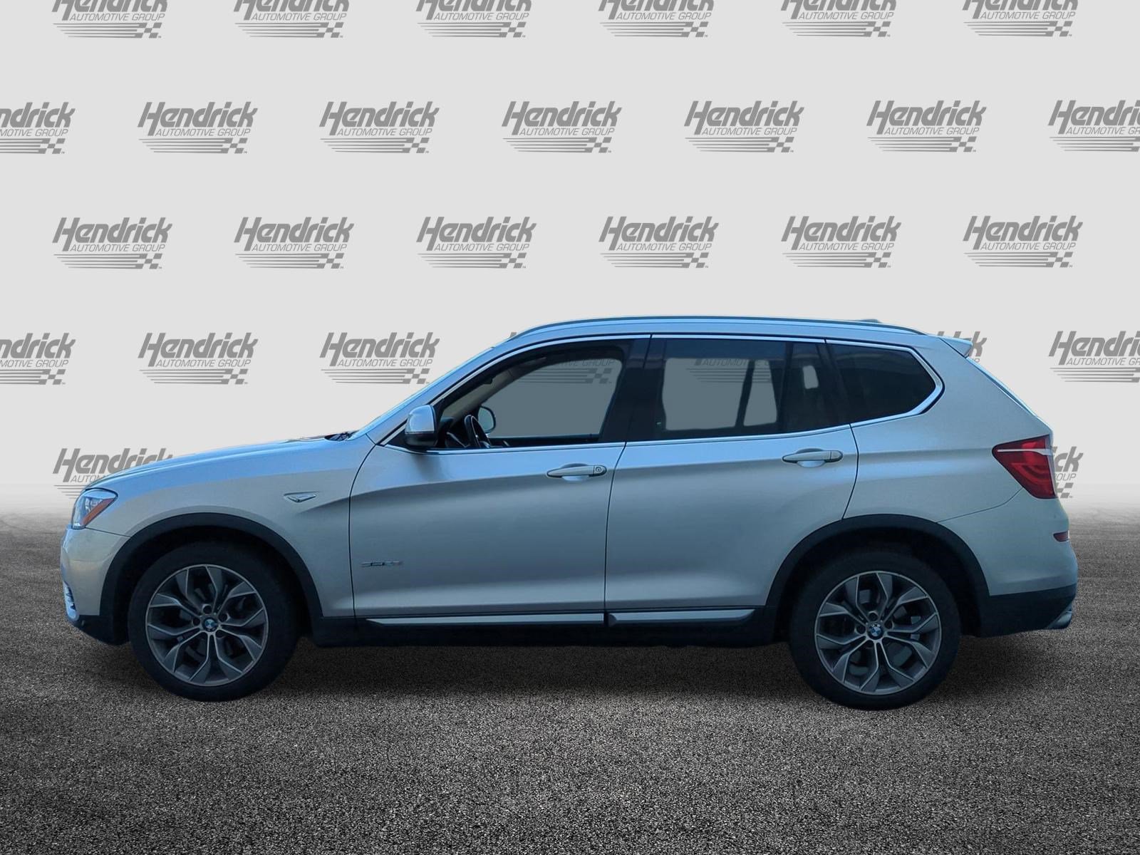 Used 2017 BMW X3 sDrive28i RWD image 6