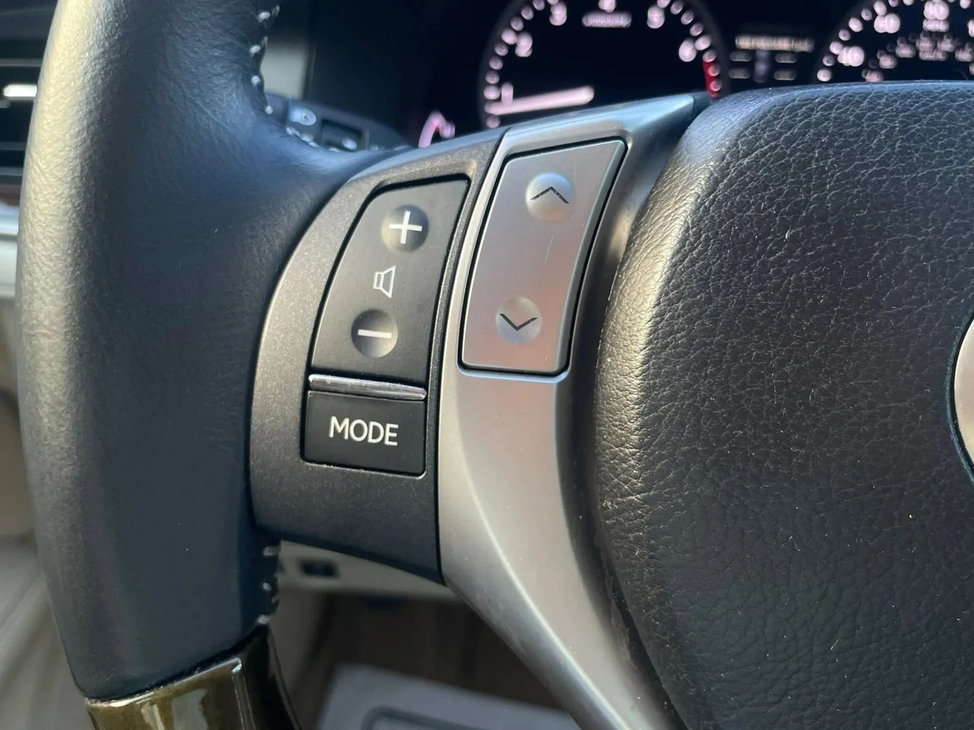 Used 2013 Lexus ES 350 w/ Luxury Pkg FWD image 27