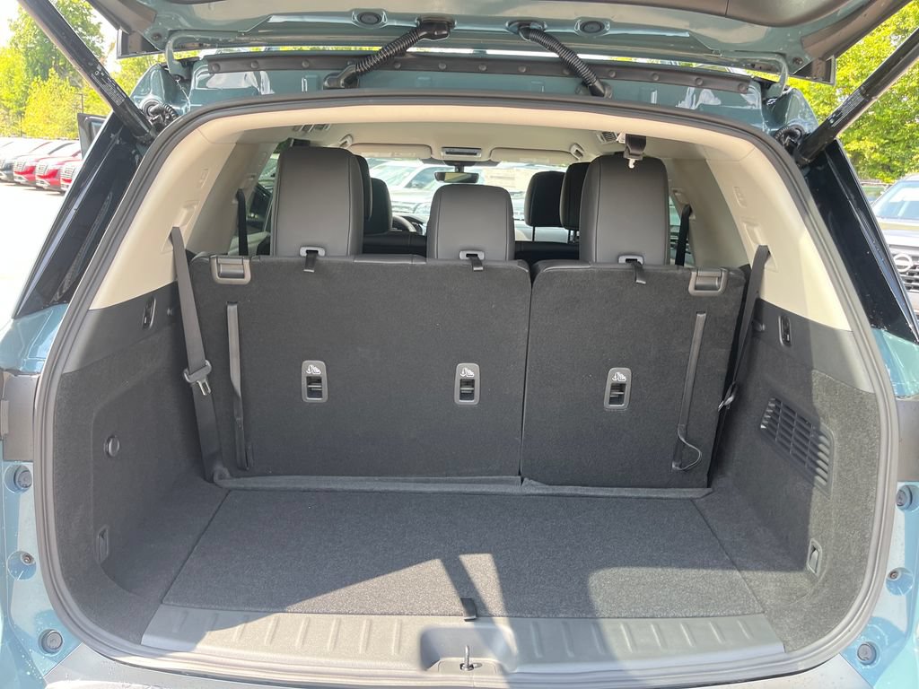 New 2026 Nissan Pathfinder SL FWD image 21