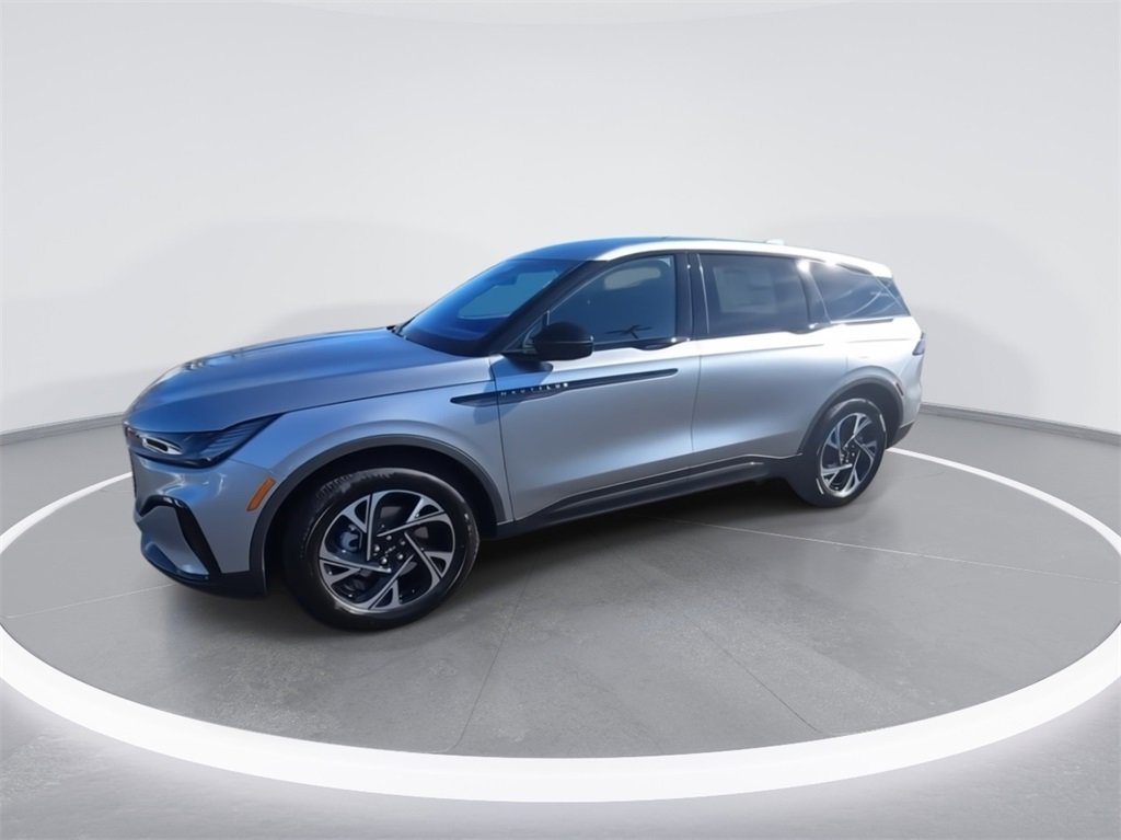 New 2025 Lincoln Nautilus Premier w/ Equipment Group 102A image 4