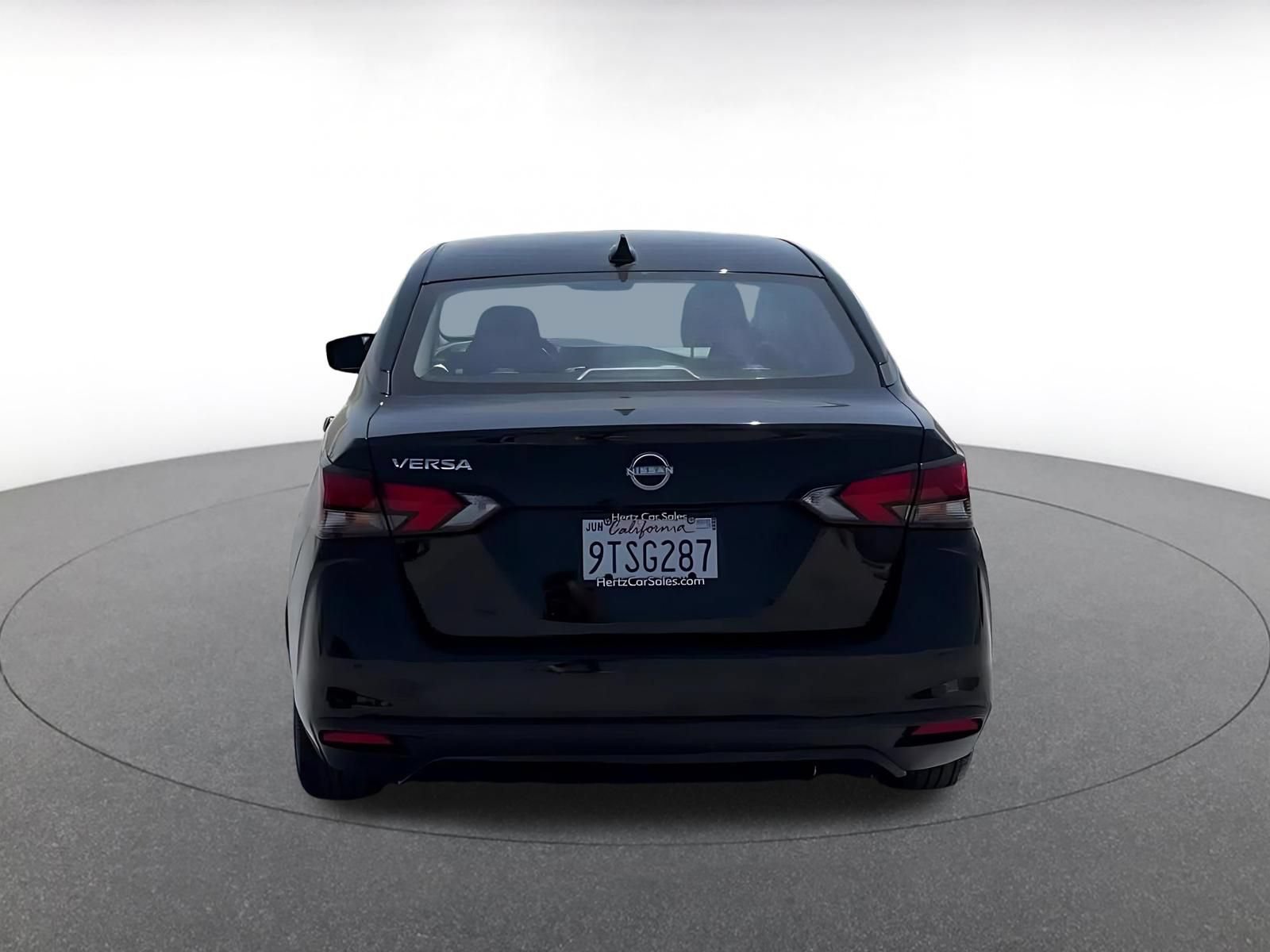 Used 2025 Nissan Versa SV FWD image 12