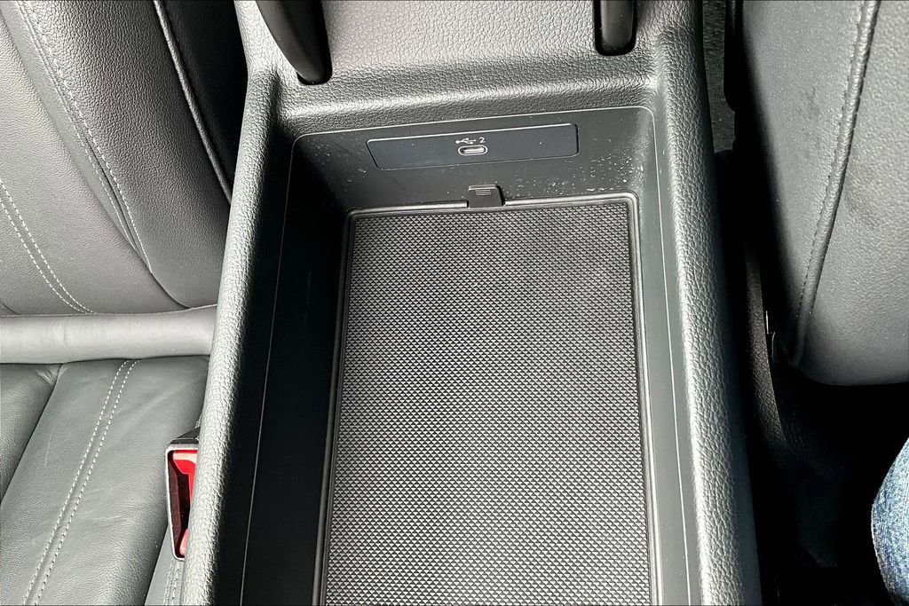 Used 2023 Audi A4 2.0T Premium w/ Convenience Package image 16