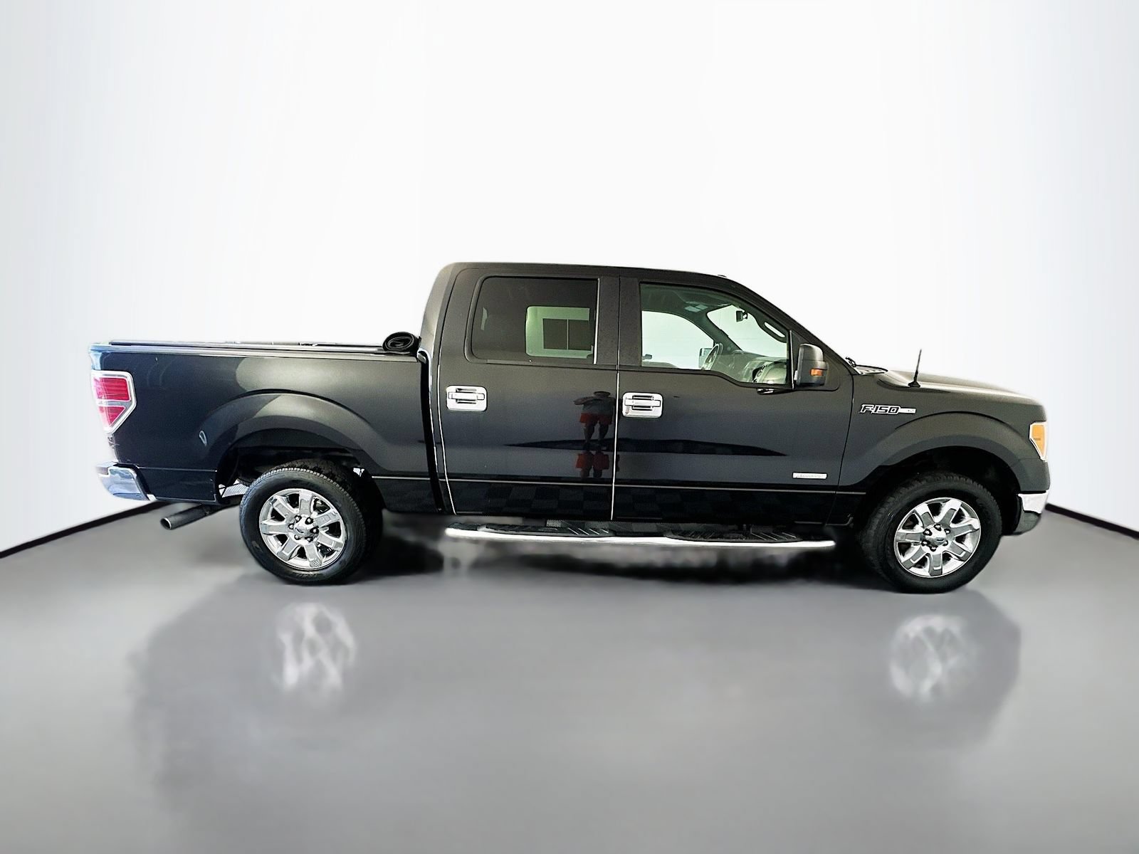 Used 2014 Ford F150 XLT w/ Equipment Group 302A Luxury RWD image 8