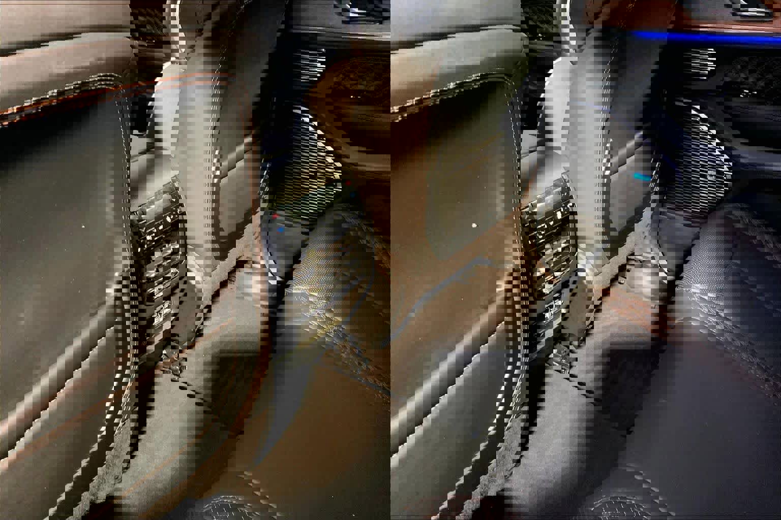 Used 2024 Jeep Grand Cherokee Summit AWD/4WD image 36