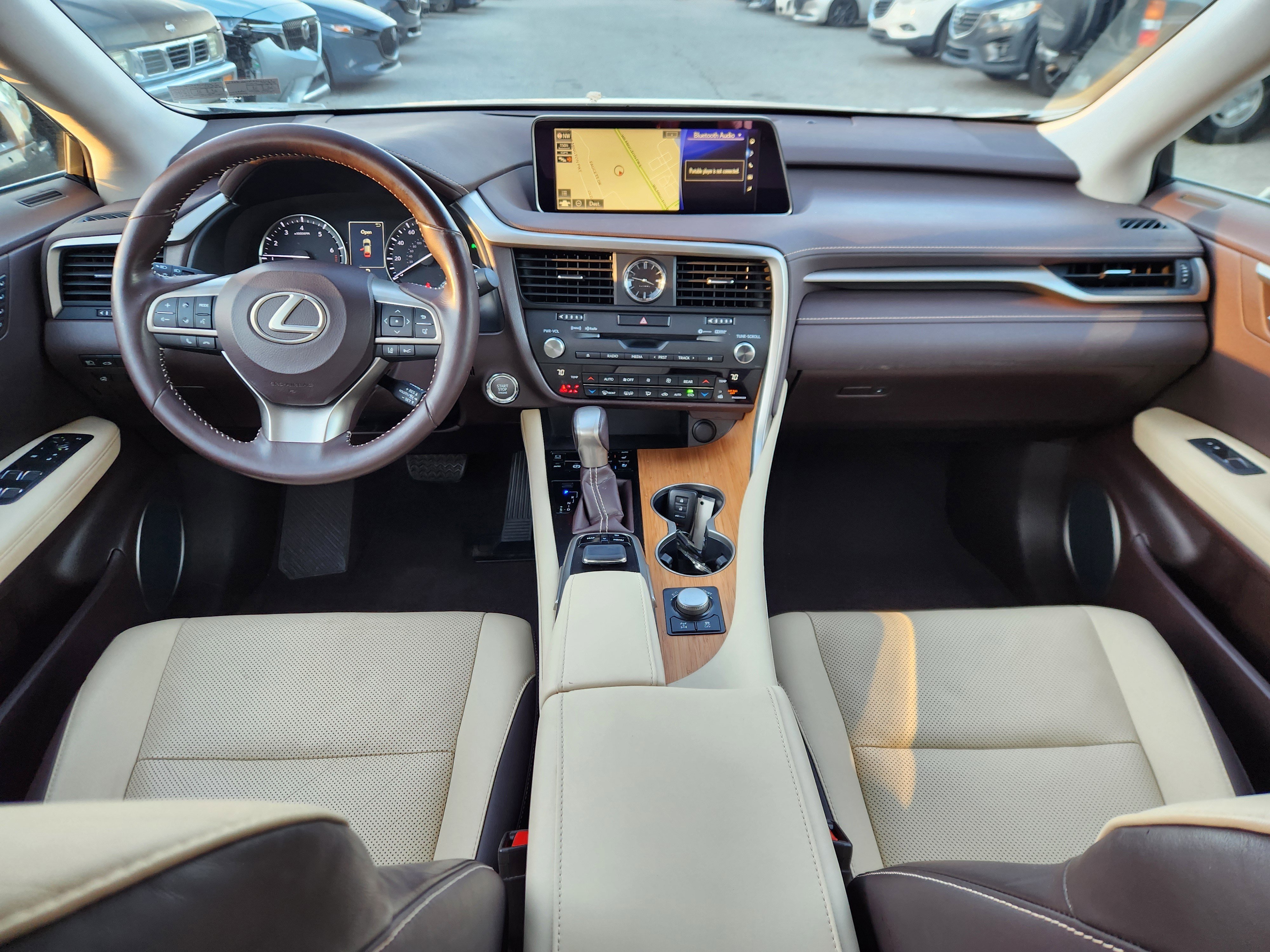 Used 2018 Lexus RX 350L Luxury image 8