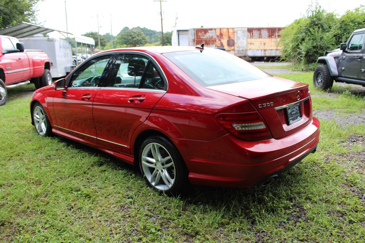 Used 2014 Mercedes-Benz C 300 4MATIC Sedan image 9