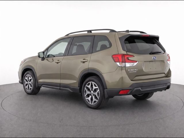 Used 2022 Subaru Forester Premium AWD/4WD image 4