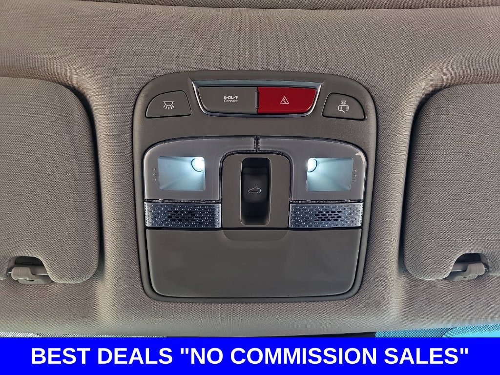 Used 2025 Kia Telluride S FWD image 33