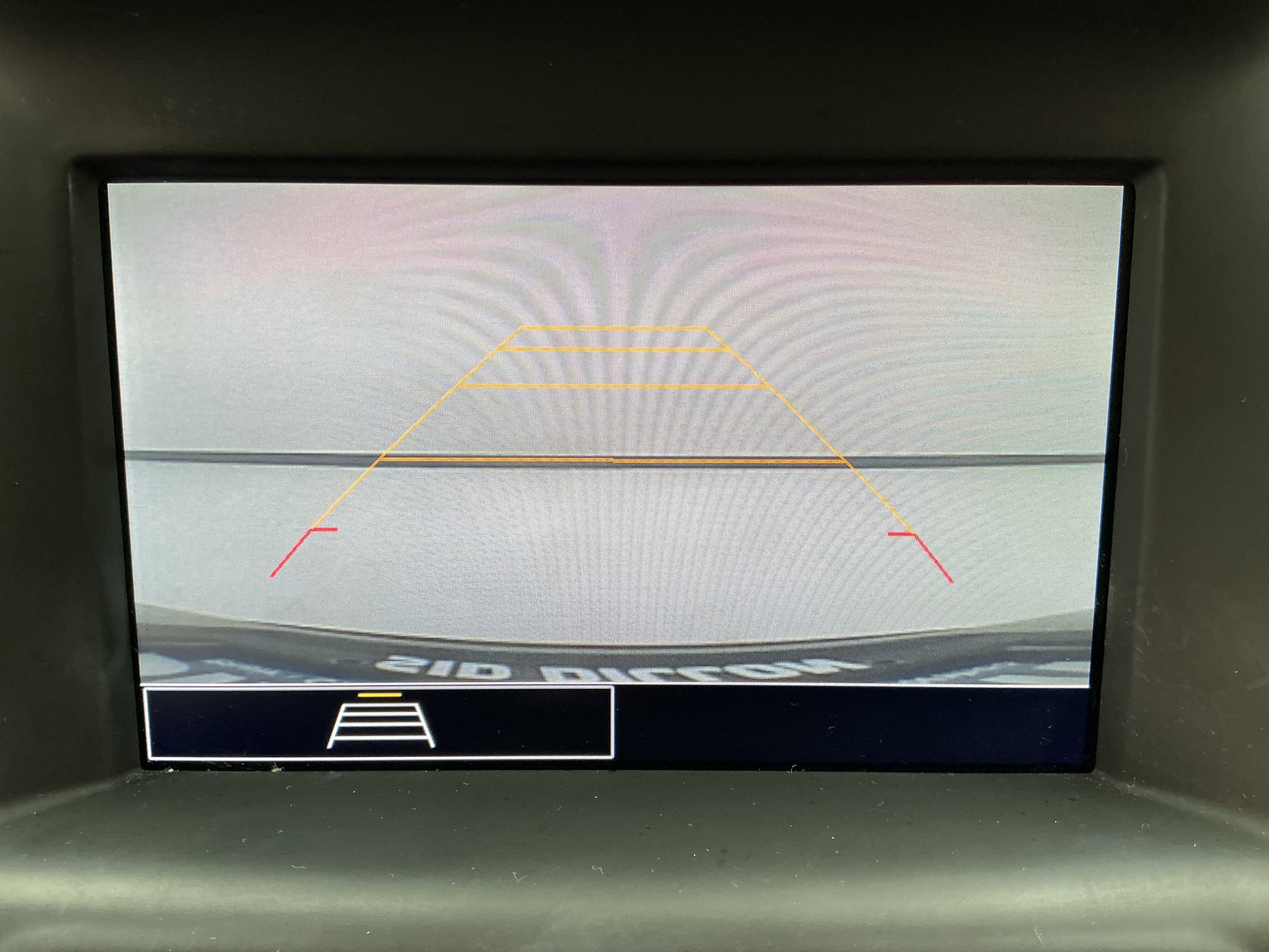 Used 2022 GMC Terrain SLE w/ Driver Convenience Package image 7