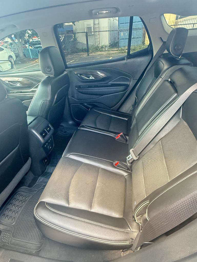 Used 2019 GMC Terrain Denali w/ Advanced Safety Package FWD image 4