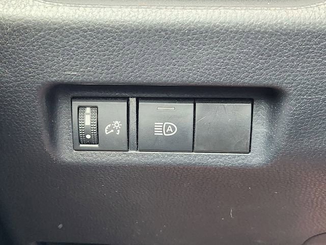 Used 2023 Toyota RAV4 XLE AWD/4WD image 23