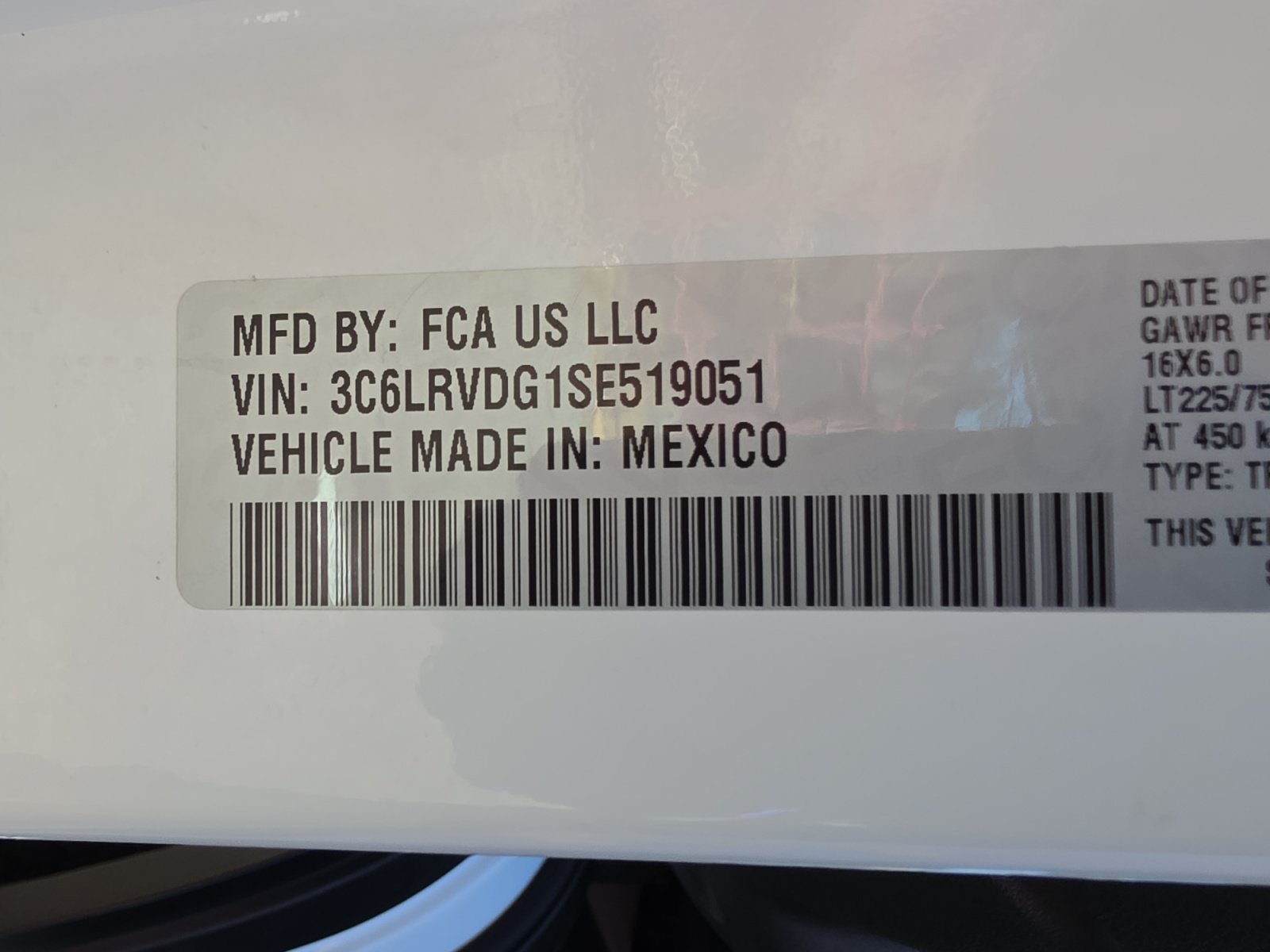 Used 2025 RAM ProMaster 2500 w/ Convenience Group FWD image 33