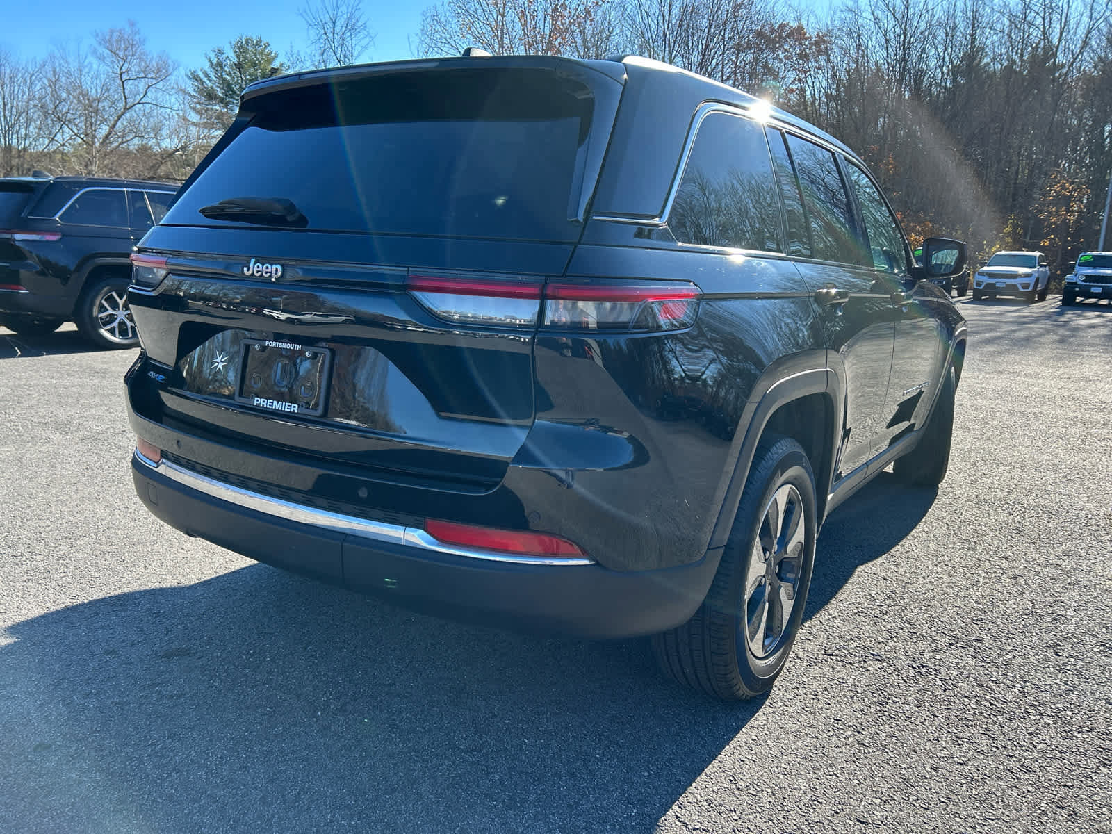 Used 2023 Jeep Grand Cherokee 4WD 4xe image 7