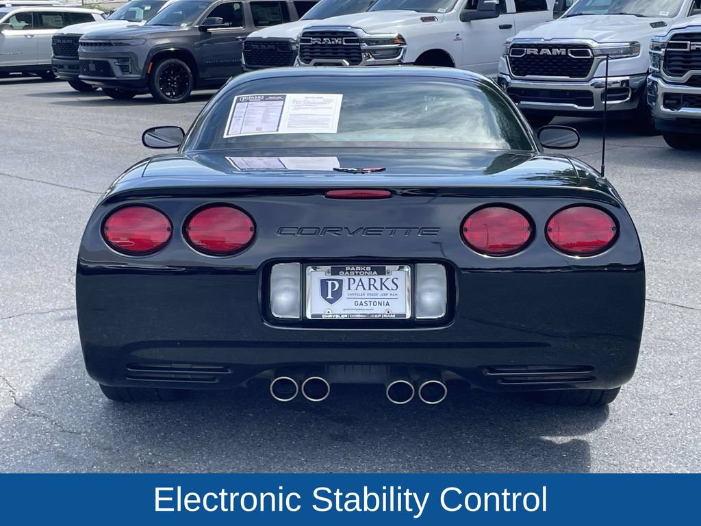 Used 2004 Chevrolet Corvette Z06 w/ Memory Package RWD image 7