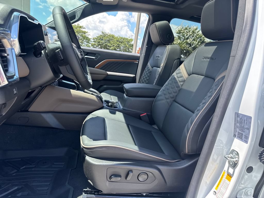 New 2026 GMC Canyon Denali AWD/4WD image 15
