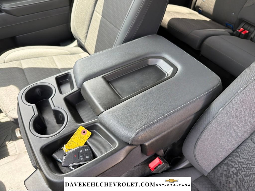 Used 2025 Chevrolet Silverado 1500 LT AWD/4WD image 16