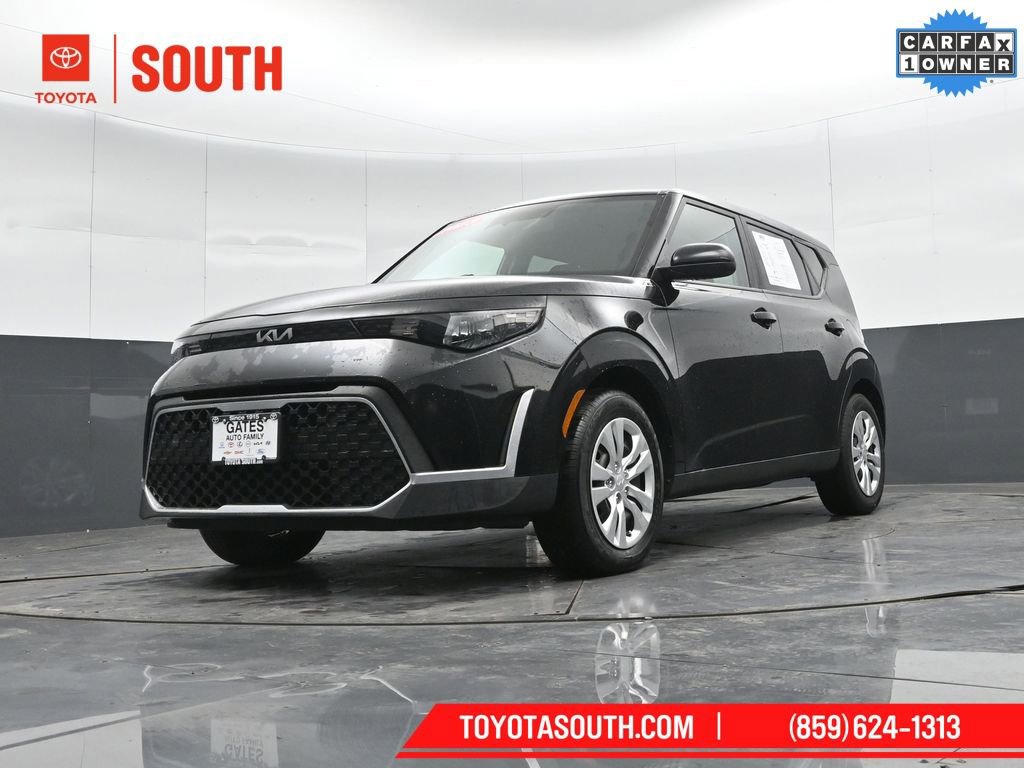 Used 2023 Kia Soul LX image 38