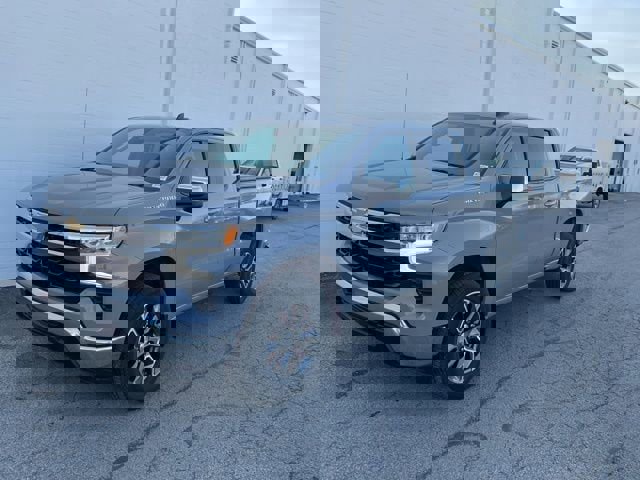 Used 2024 Chevrolet Silverado 1500 LT image 36