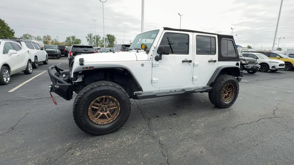 Used 2017 Jeep Wrangler Unlimited Sport AWD/4WD image 4
