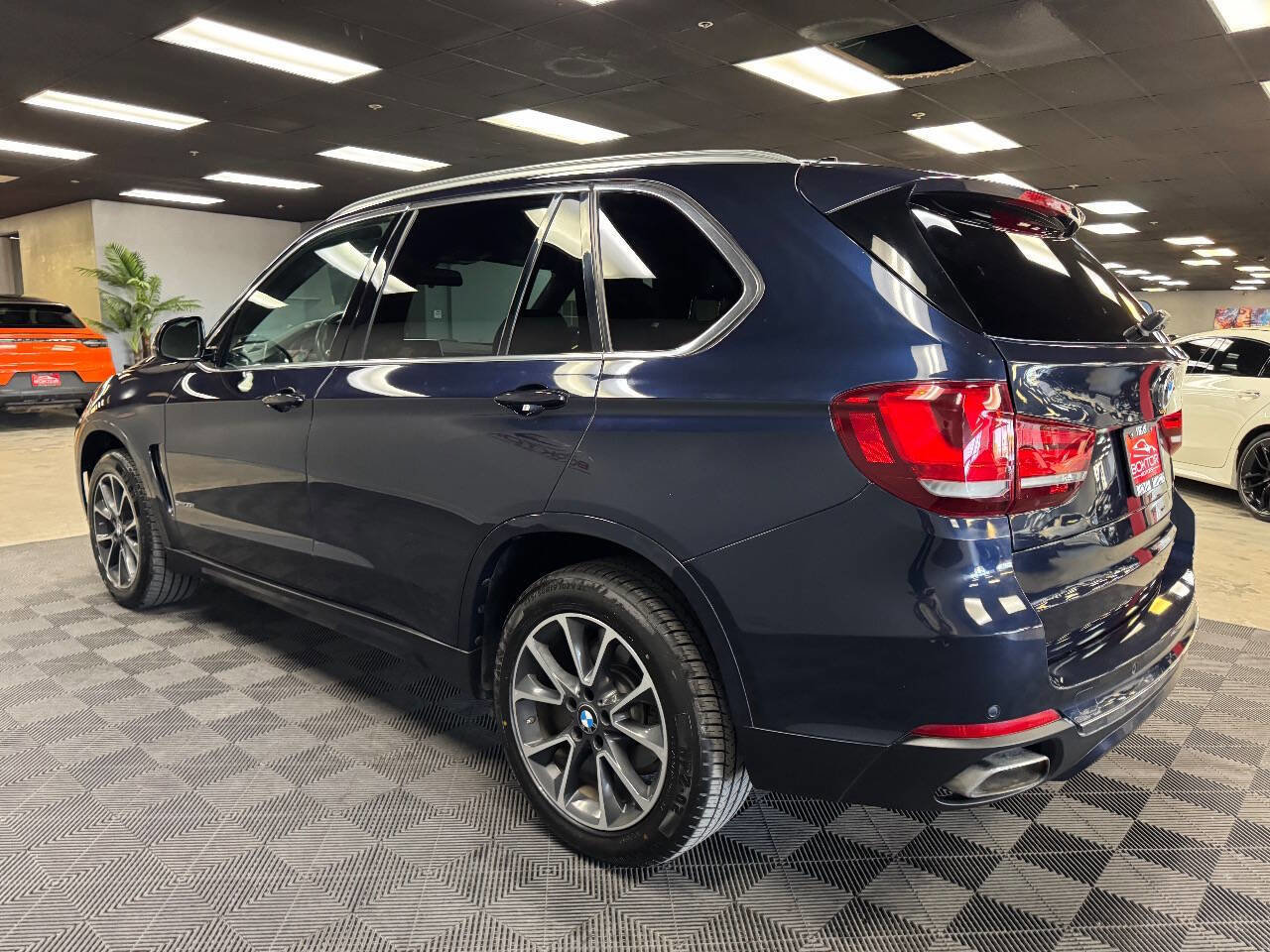 Used 2018 BMW X5 sDrive35i image 9