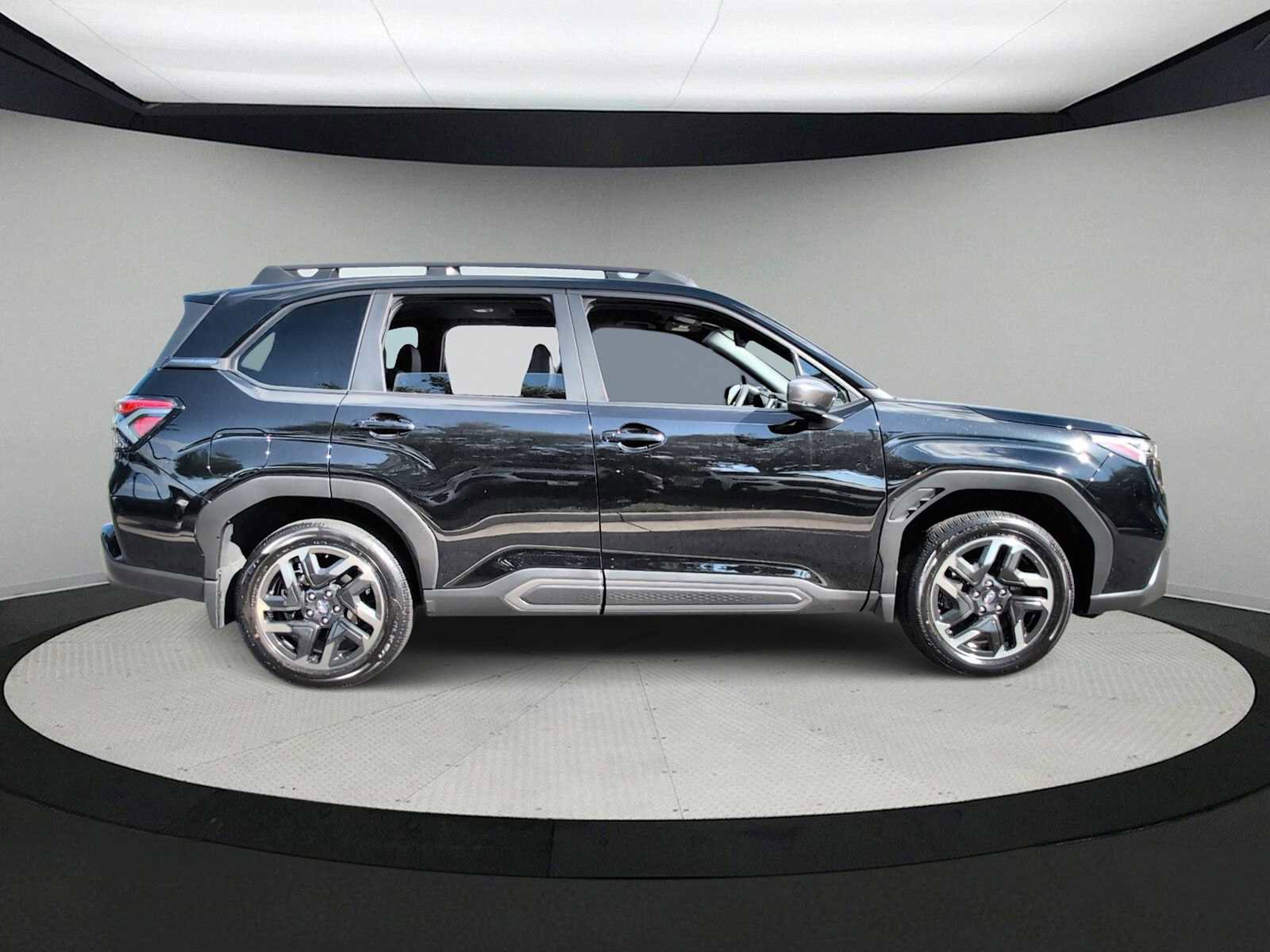 Used 2025 Subaru Forester Limited w/ Popular Package #1 AWD/4WD image 9