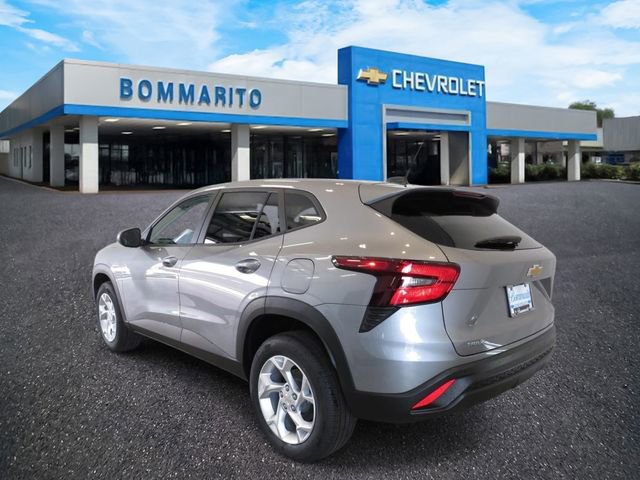 New 2026 Chevrolet Trax LS w/ LS Convenience Package image 3