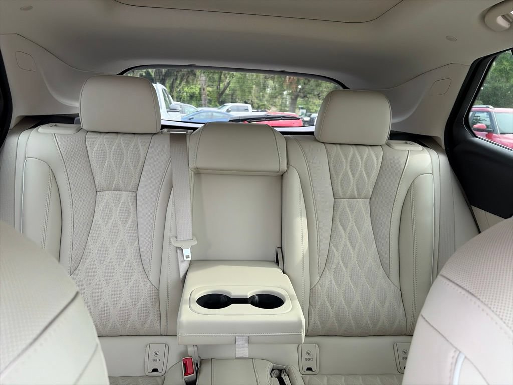 Used 2023 Buick Envision Avenir FWD image 12