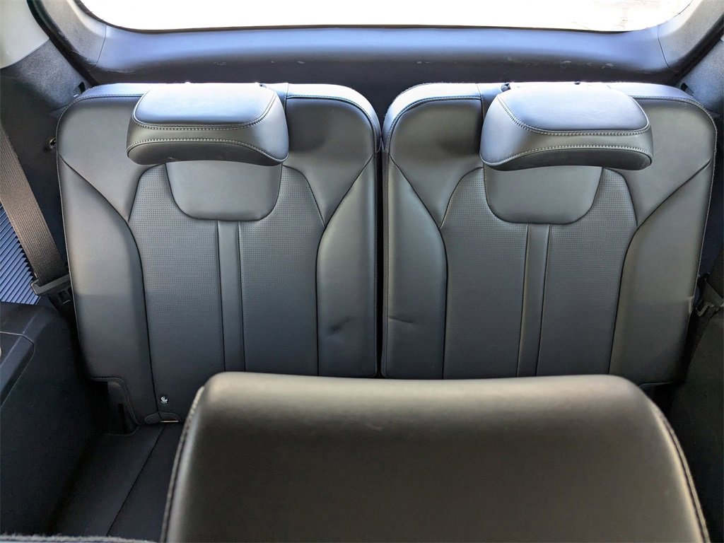 Used 2024 Kia Sorento S image 34