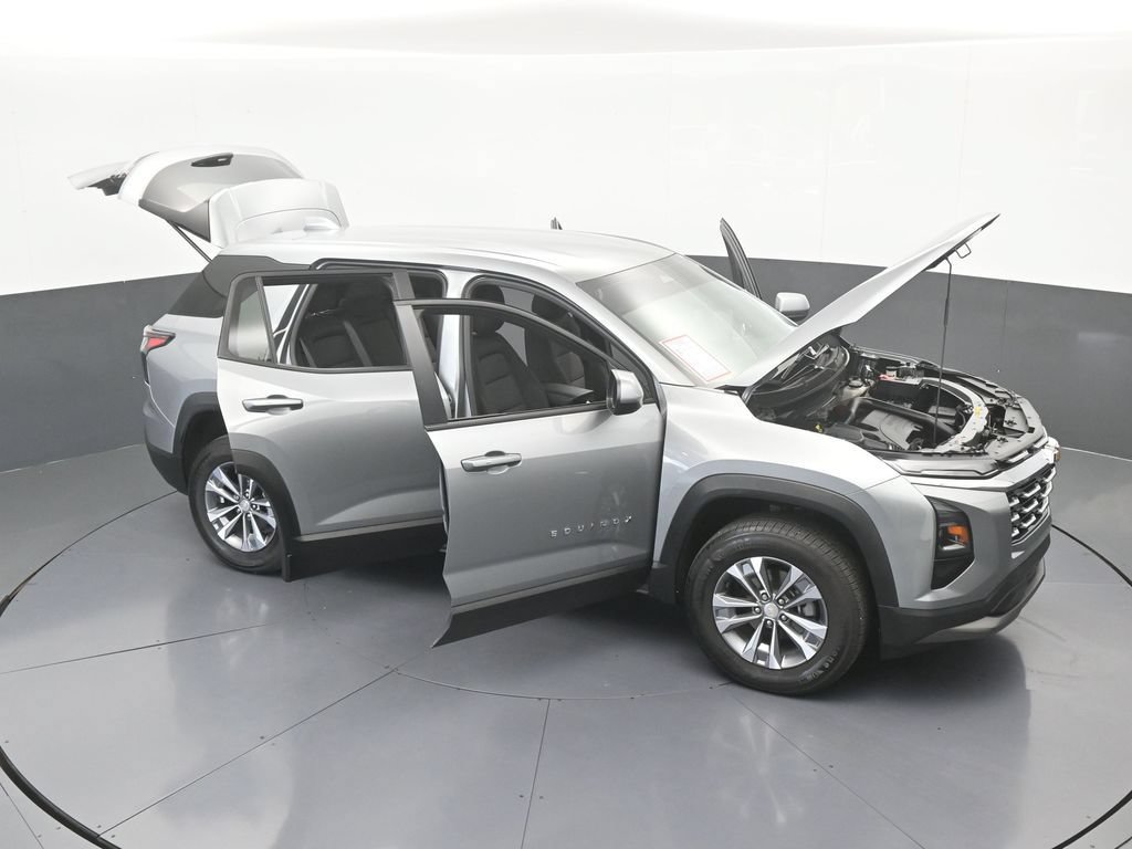 Used 2026 Chevrolet Equinox LT FWD image 67
