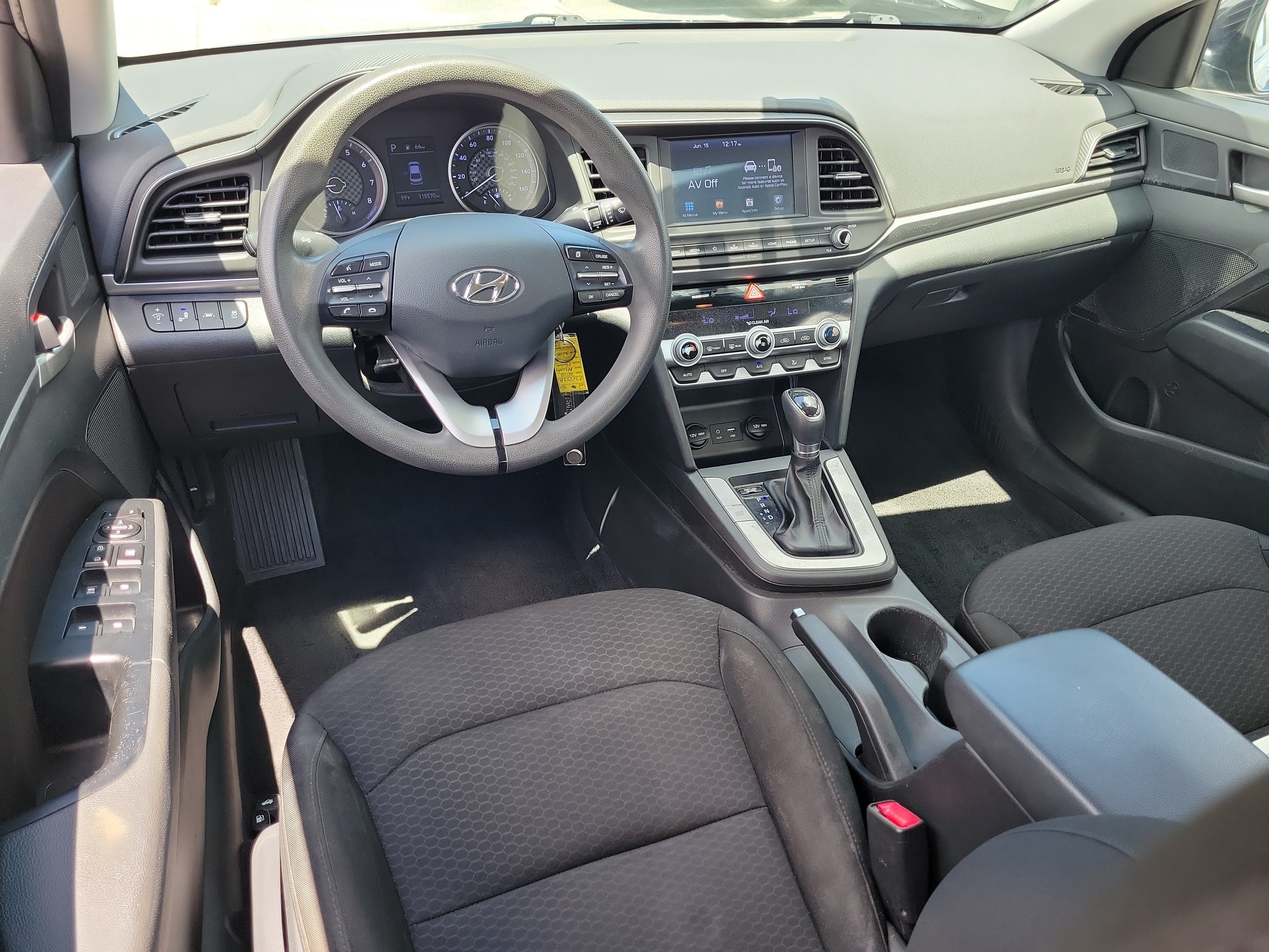 Used 2020 Hyundai Elantra SEL w/ Cargo Package (C1) FWD image 15