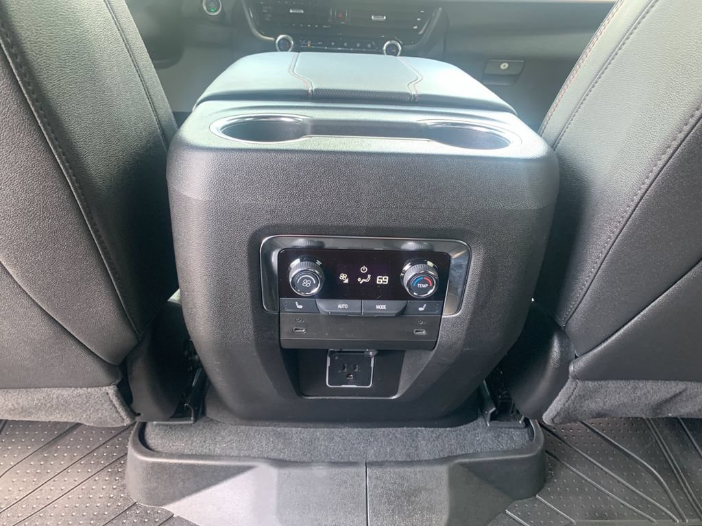 Used 2025 Chevrolet Tahoe RST w/ Comfort Package AWD/4WD image 15