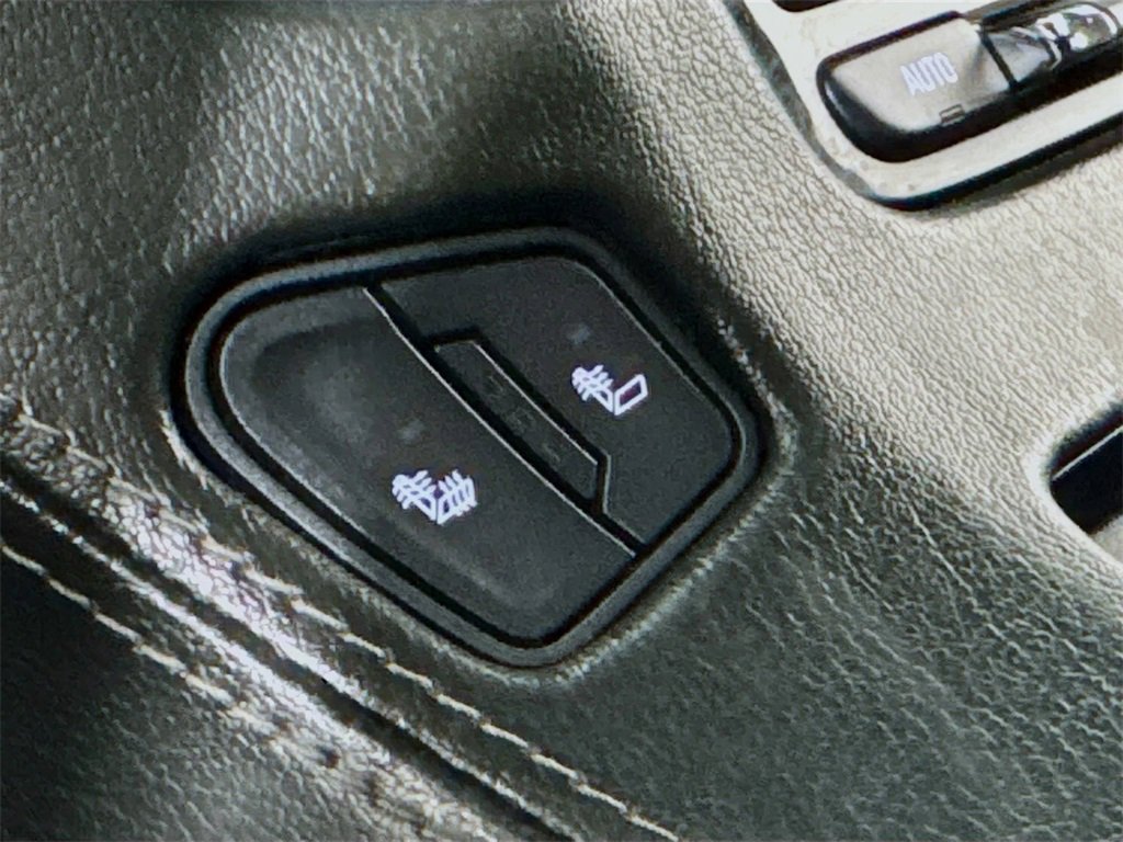 Used 2020 Chevrolet Suburban LT image 22