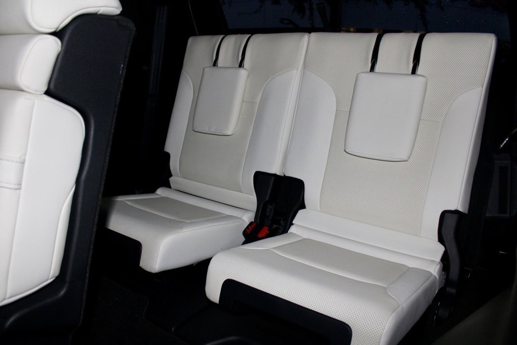 Used 2022 Lexus LX 600 4WD w/ Luxury Package image 30