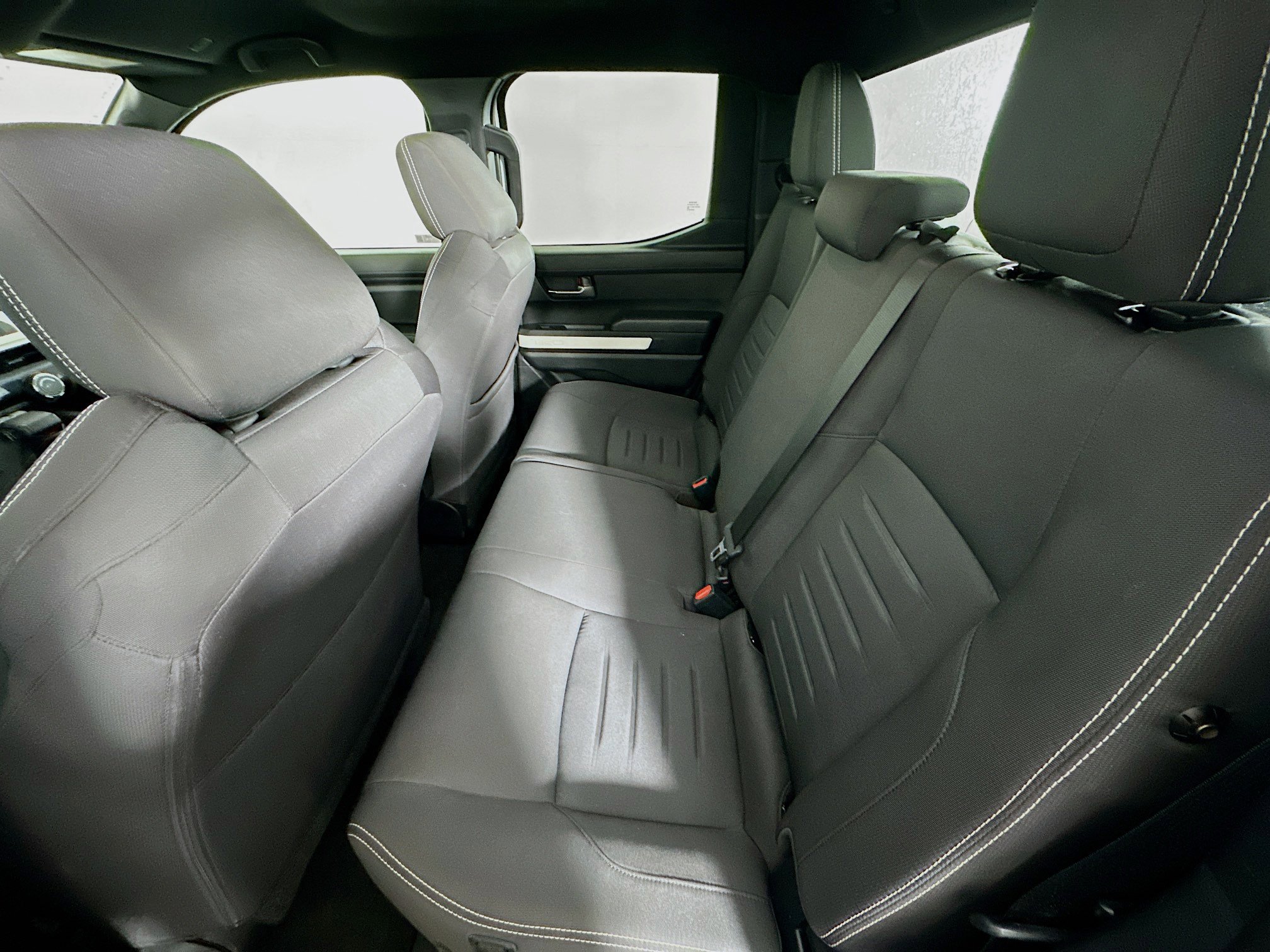 Used 2024 Toyota Tacoma TRD Off-Road image 28