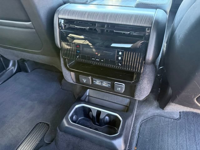 Used 2024 Jeep Wagoneer Series III w/ Premium Group I AWD/4WD image 54