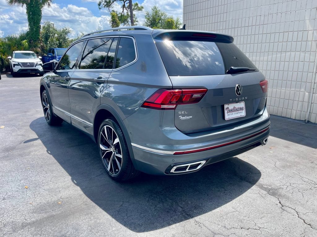 Used 2024 Volkswagen Tiguan SEL R-Line AWD/4WD image 3