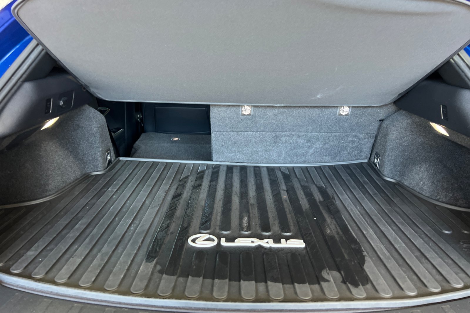 Used 2019 Lexus UX 250h F Sport w/ F Sport Premium Package AWD/4WD image 27