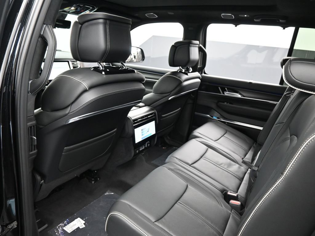 Used 2024 Jeep Grand Wagoneer L Series II w/ Quick Order Packagew 28T image 29