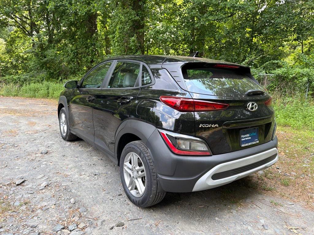 Certified 2023 Hyundai Kona SE w/ Cargo Package AWD/4WD image 4