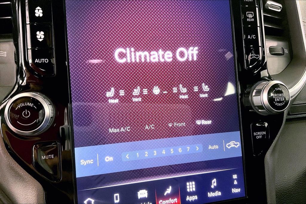 Used 2024 RAM 2500 Laramie w/ Night Edition image 32