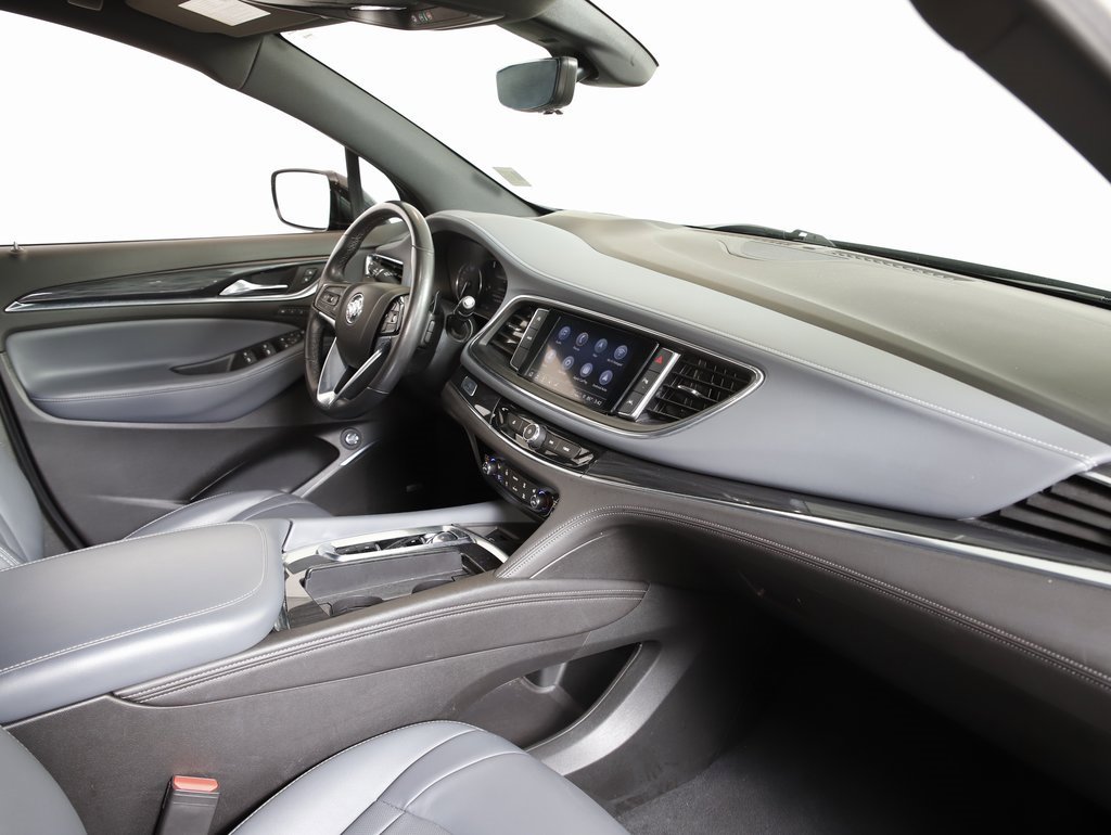 Used 2024 Buick Enclave Premium image 8