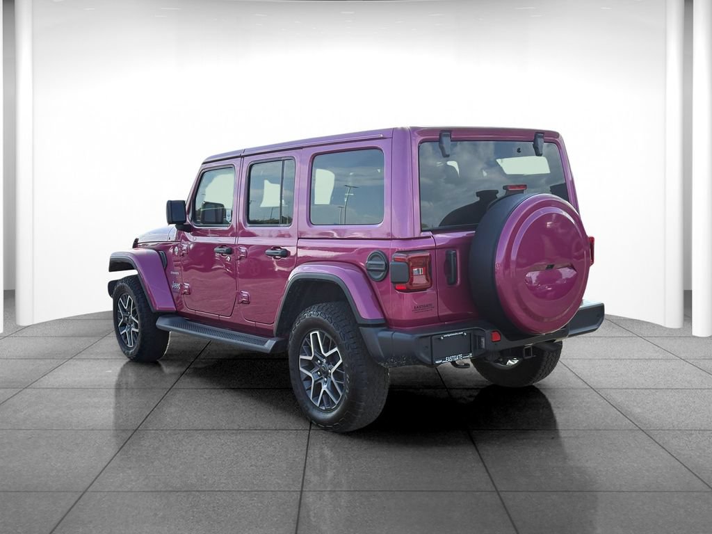 Used 2024 Jeep Wrangler Unlimited Sahara w/ Safety Group AWD/4WD image 5