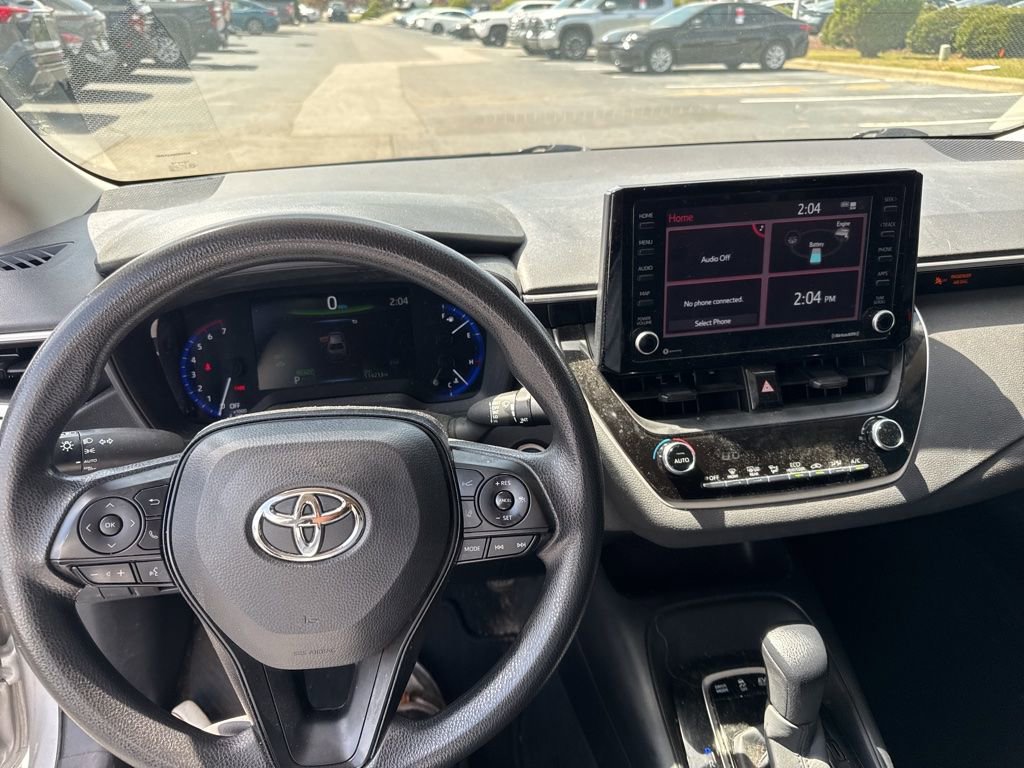 Used 2022 Toyota Corolla LE image 9