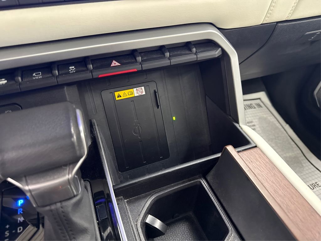 Used 2023 Toyota Sequoia Capstone image 44