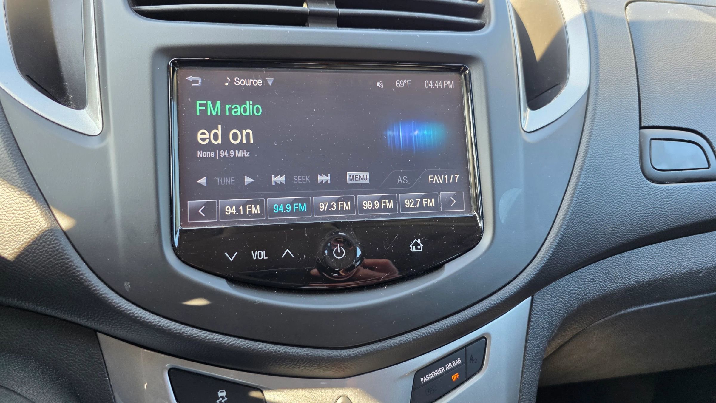 Used 2016 Chevrolet Trax LT image 18