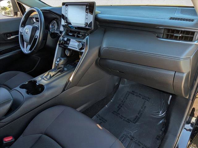 Certified 2022 Toyota Venza LE image 20