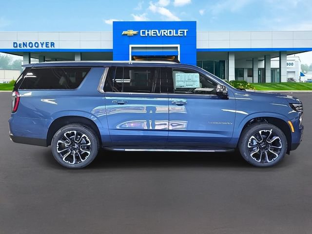 New 2026 Chevrolet Suburban Premier w/ Sun And Tow Package AWD/4WD image 5